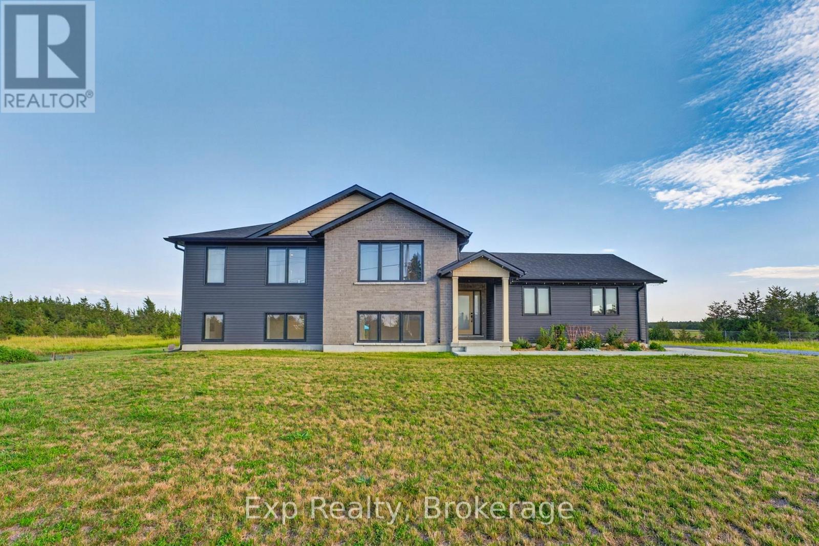 3300 County Road 2 Road, Prince Edward County, Ontario  K0K 1G0 - Photo 2 - X13653676