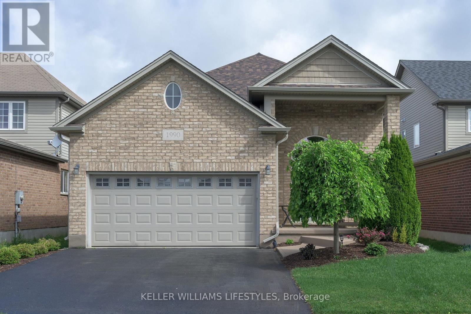1990 Foxwood Avenue, London North, Ontario  N6G 0C5 - Photo 1 - X13639032