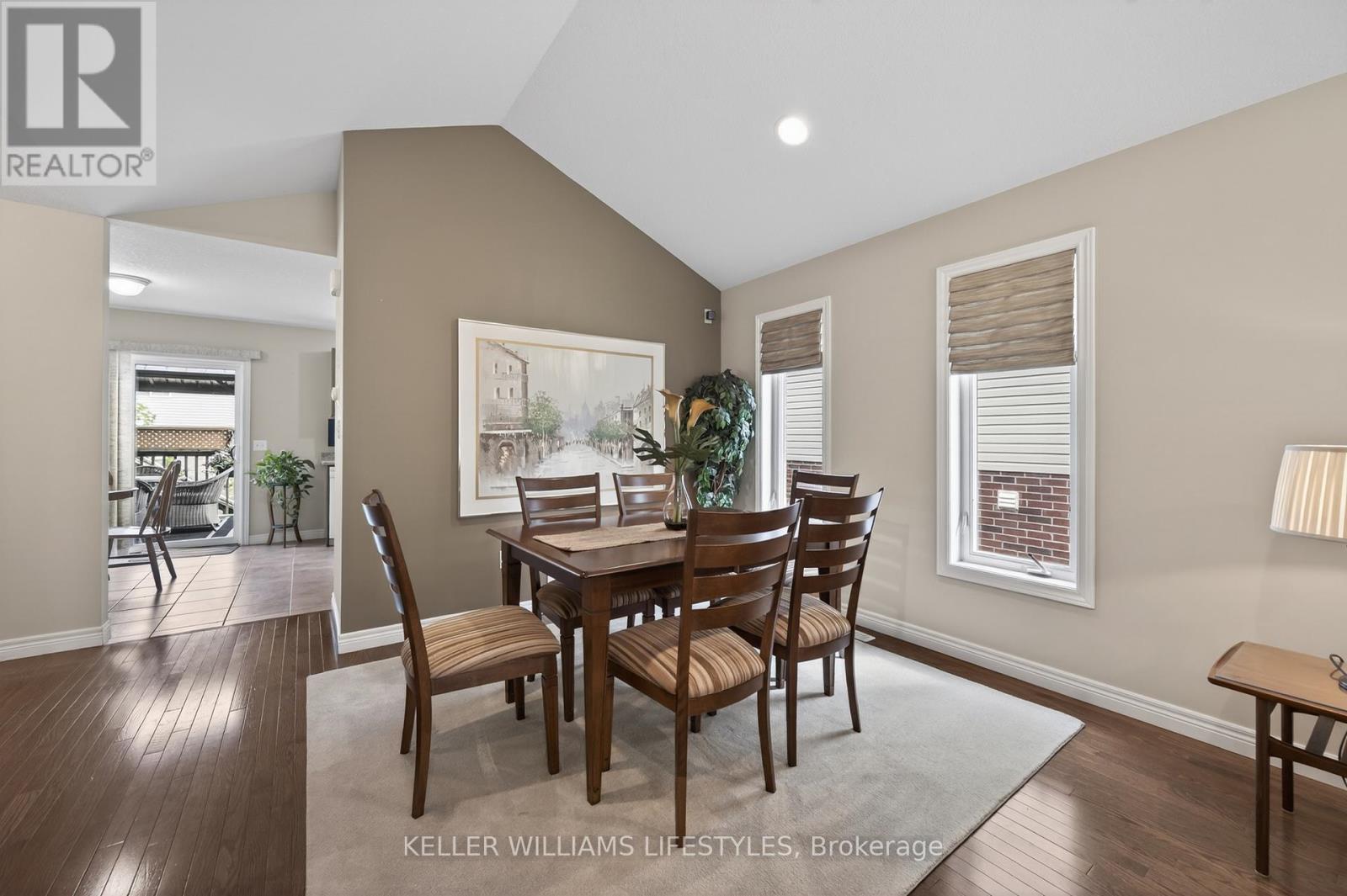 1990 Foxwood Avenue, London North, Ontario  N6G 0C5 - Photo 3 - X13639032
