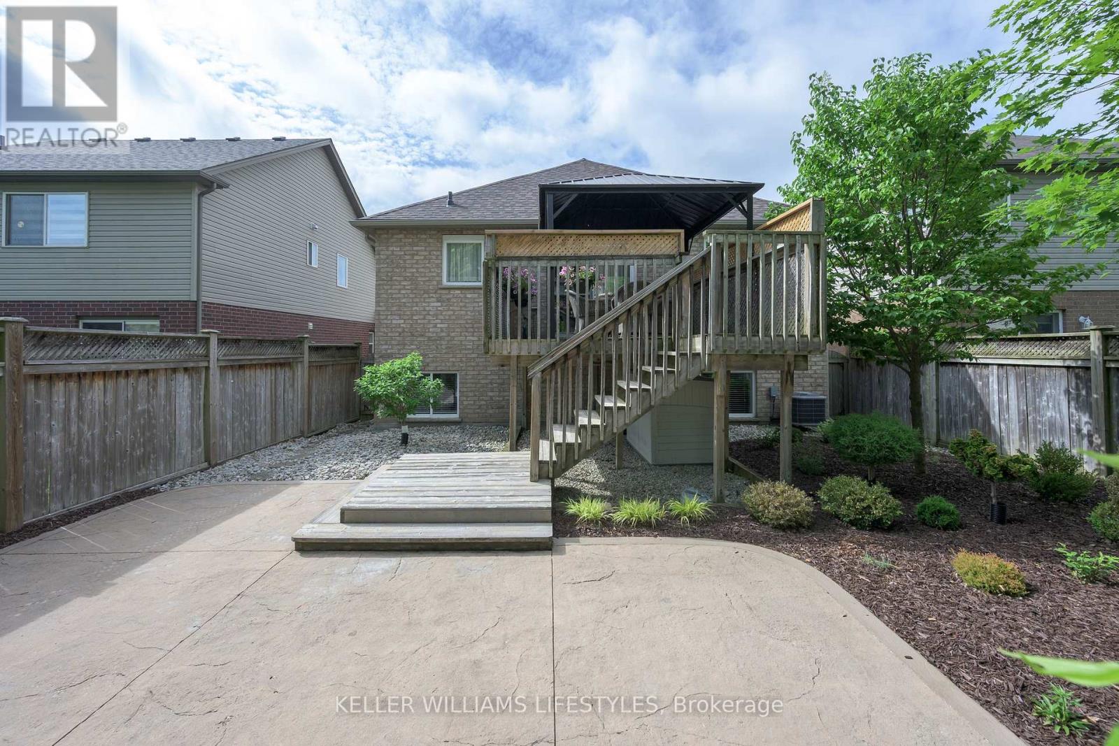 1990 Foxwood Avenue, London North, Ontario  N6G 0C5 - Photo 32 - X13639032