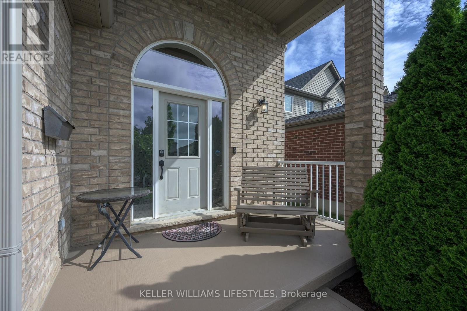 1990 Foxwood Avenue, London North, Ontario  N6G 0C5 - Photo 7 - X13639032