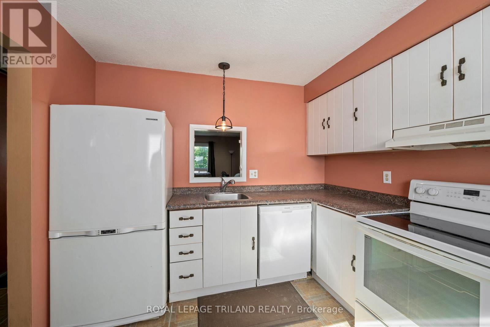 28 - 626 Wharncliffe Road S, London South, Ontario  N6J 2N4 - Photo 8 - X13653634