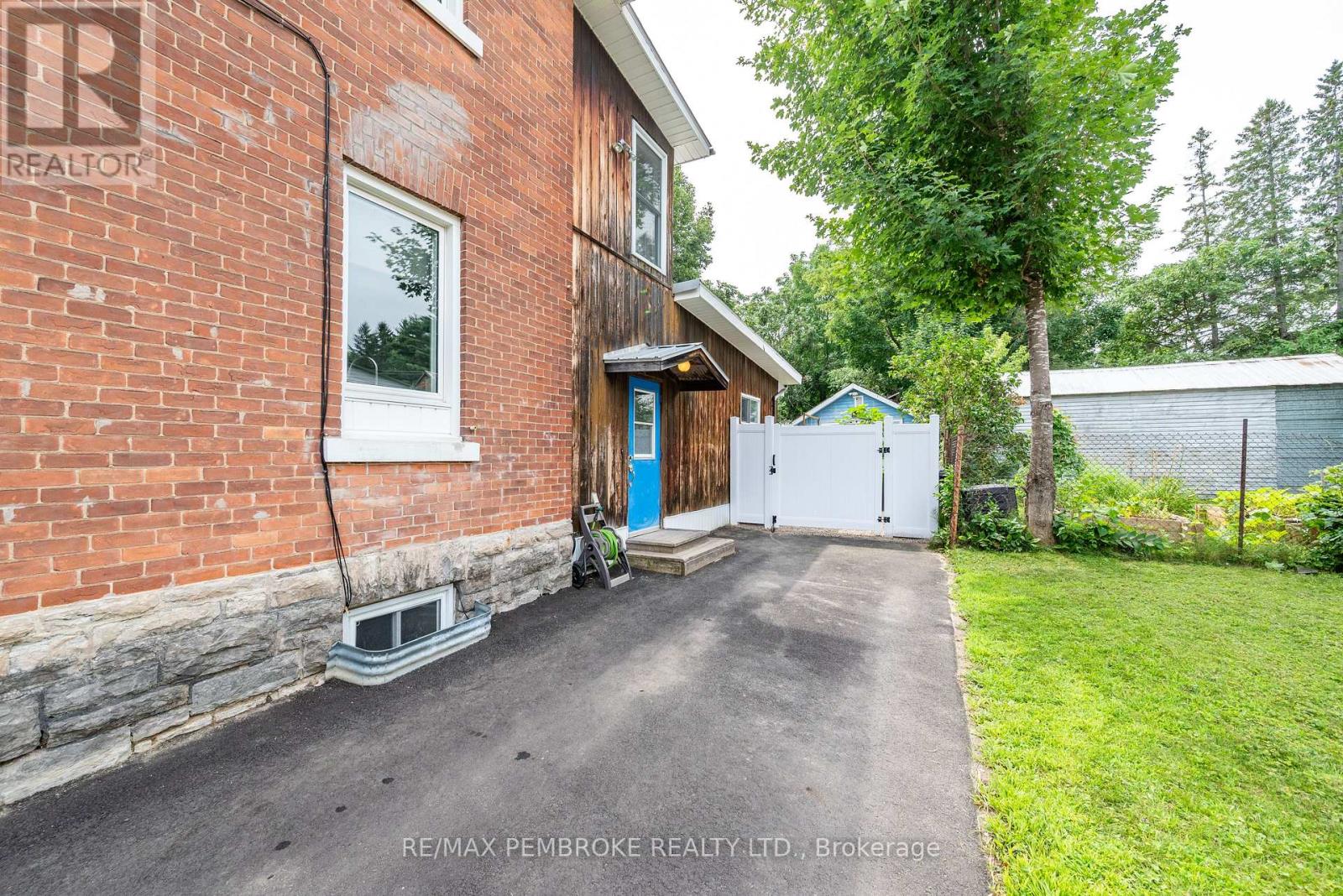 550 Mary Street, Pembroke, Ontario  K8A 5X3 - Photo 32 - X13653658