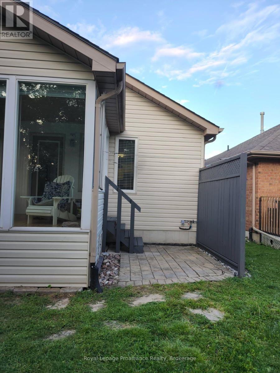 30 Heartwood Drive, Belleville, Ontario  K8P 5L9 - Photo 42 - X13597814