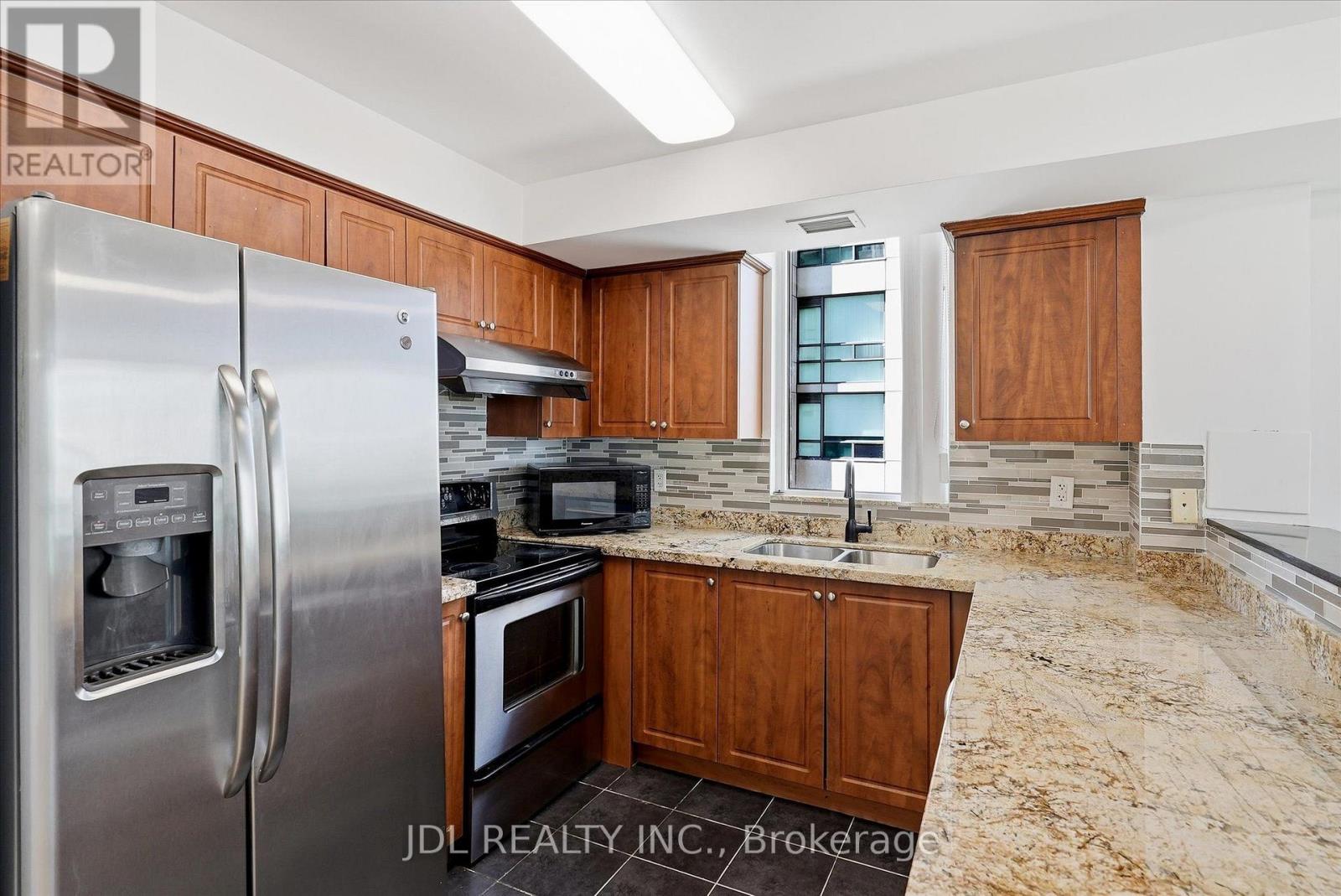 516 - 503 Beecroft Road, Toronto, Ontario  M2N 0A2 - Photo 11 - C13653648