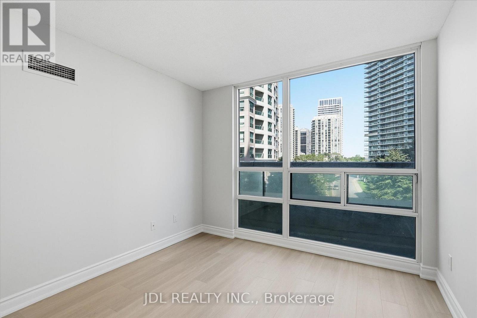 516 - 503 Beecroft Road, Toronto, Ontario  M2N 0A2 - Photo 13 - C13653648