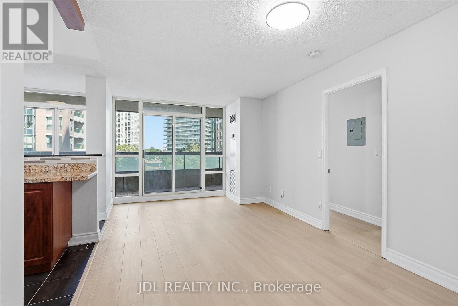 516 - 503 Beecroft Road, Toronto, Ontario  M2N 0A2 - Photo 4 - C13653648