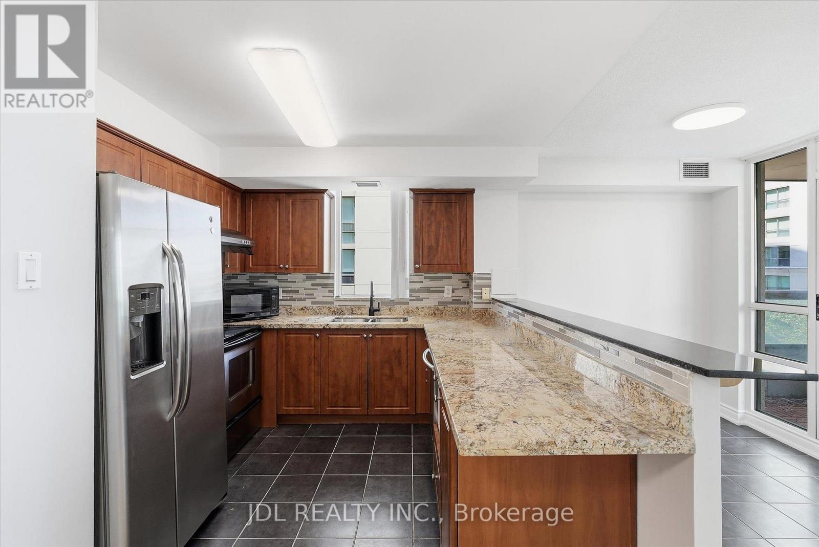 516 - 503 Beecroft Road, Toronto, Ontario  M2N 0A2 - Photo 9 - C13653648