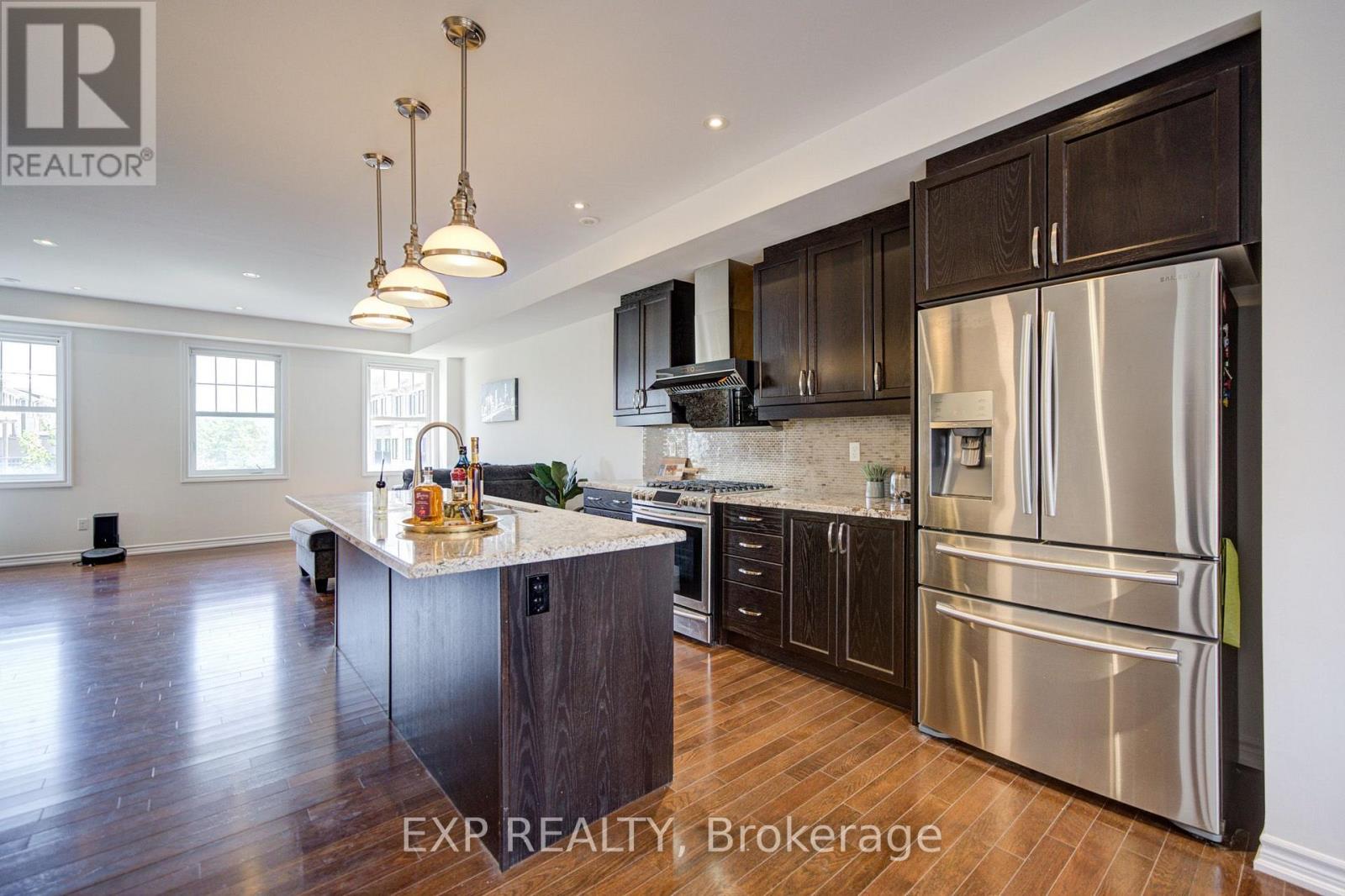 9 Milt Storey Lane, Whitchurch-Stouffville, Ontario  L4A 1Y4 - Photo 10 - N13653644