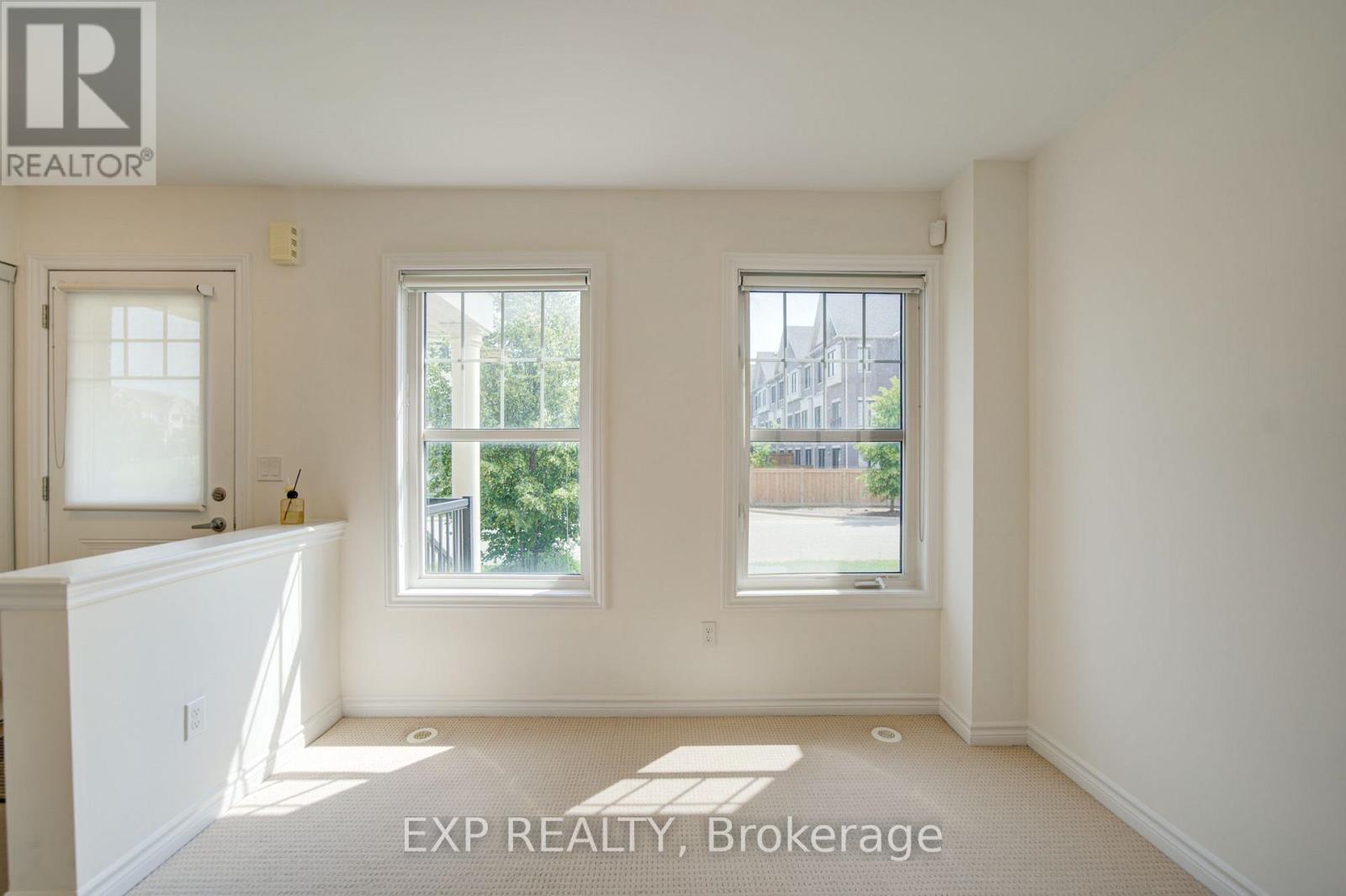 9 Milt Storey Lane, Whitchurch-Stouffville, Ontario  L4A 1Y4 - Photo 5 - N13653644