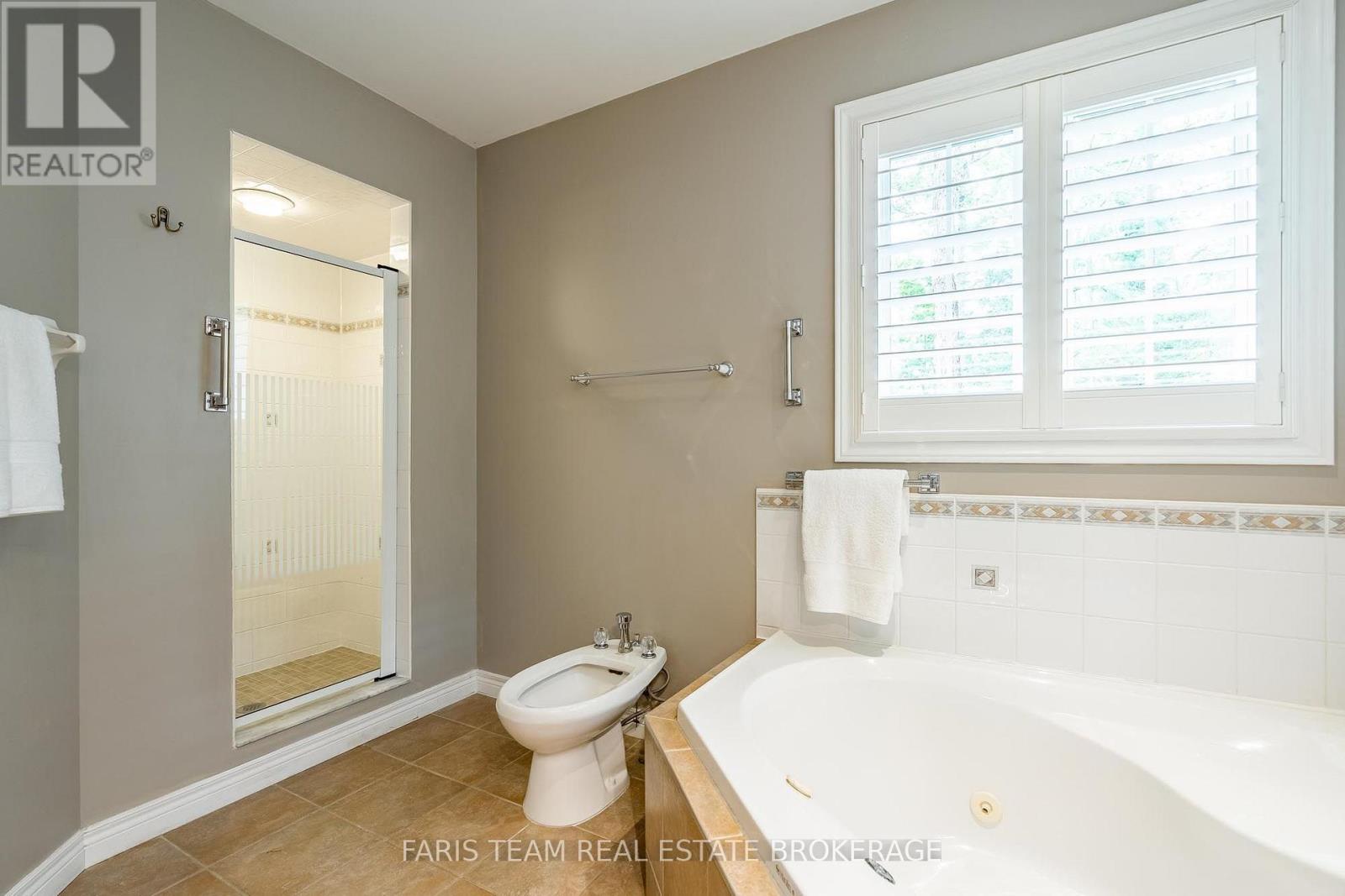 10 Green Mountain Court, Oro-Medonte, Ontario  L0L 2L0 - Photo 22 - S13653652