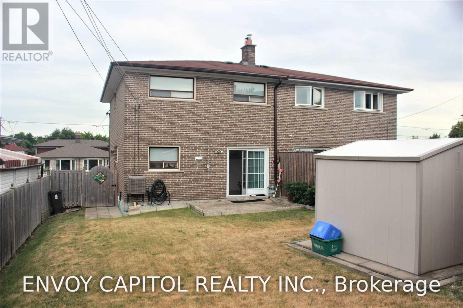 14 Faulkner Crescent, Toronto, Ontario  M9M 2C1 - Photo 31 - W13653642