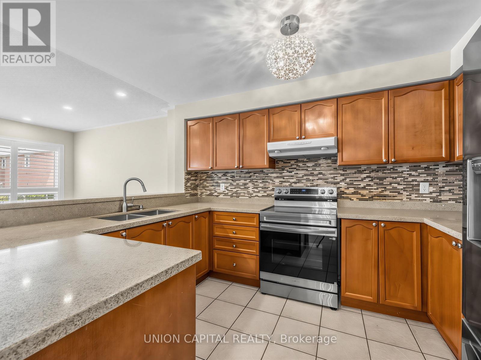 3186 Cabano Crescent, Mississauga, Ontario  L5M 0C4 - Photo 6 - W13653650