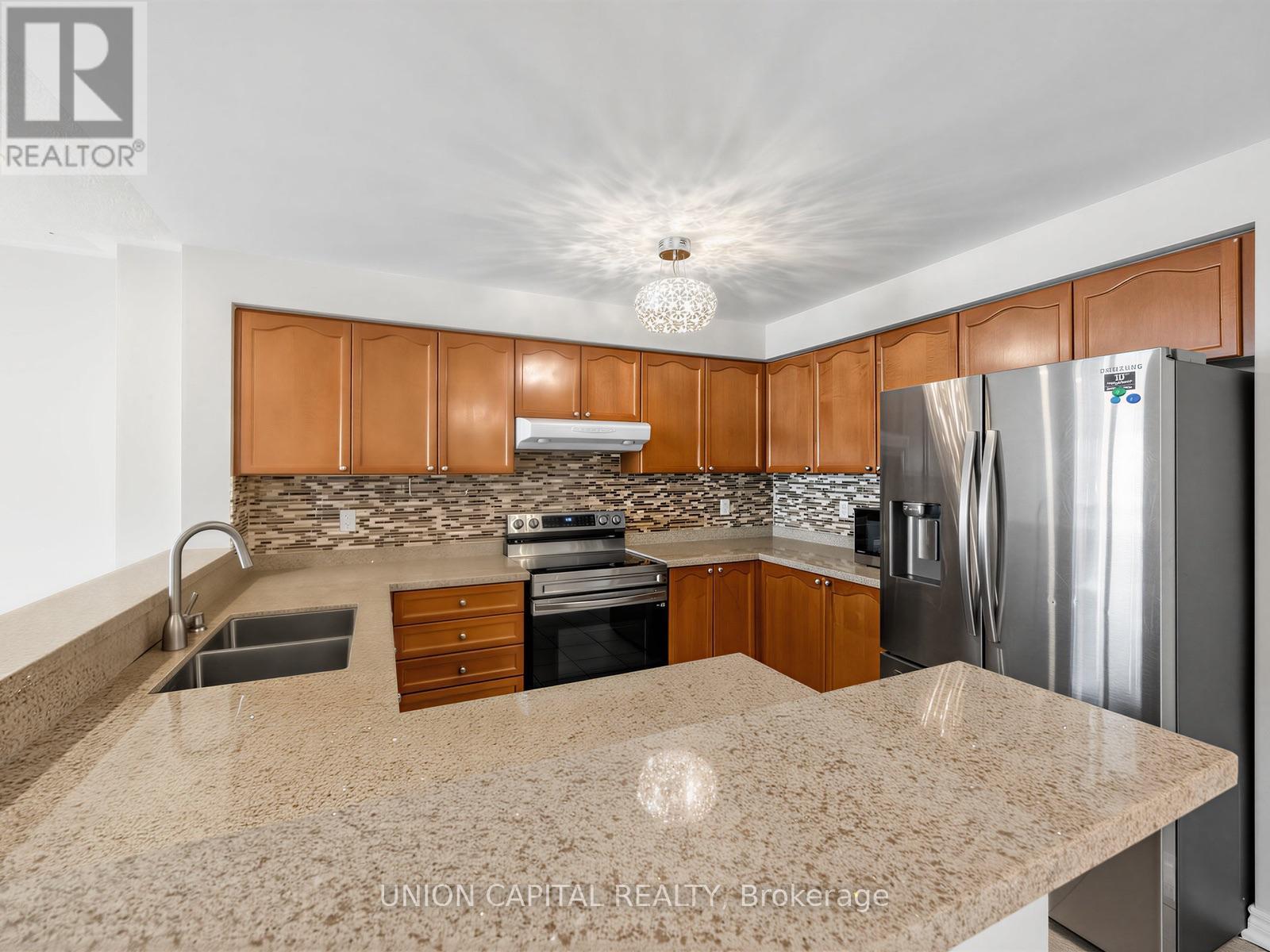 3186 Cabano Crescent, Mississauga, Ontario  L5M 0C4 - Photo 7 - W13653650