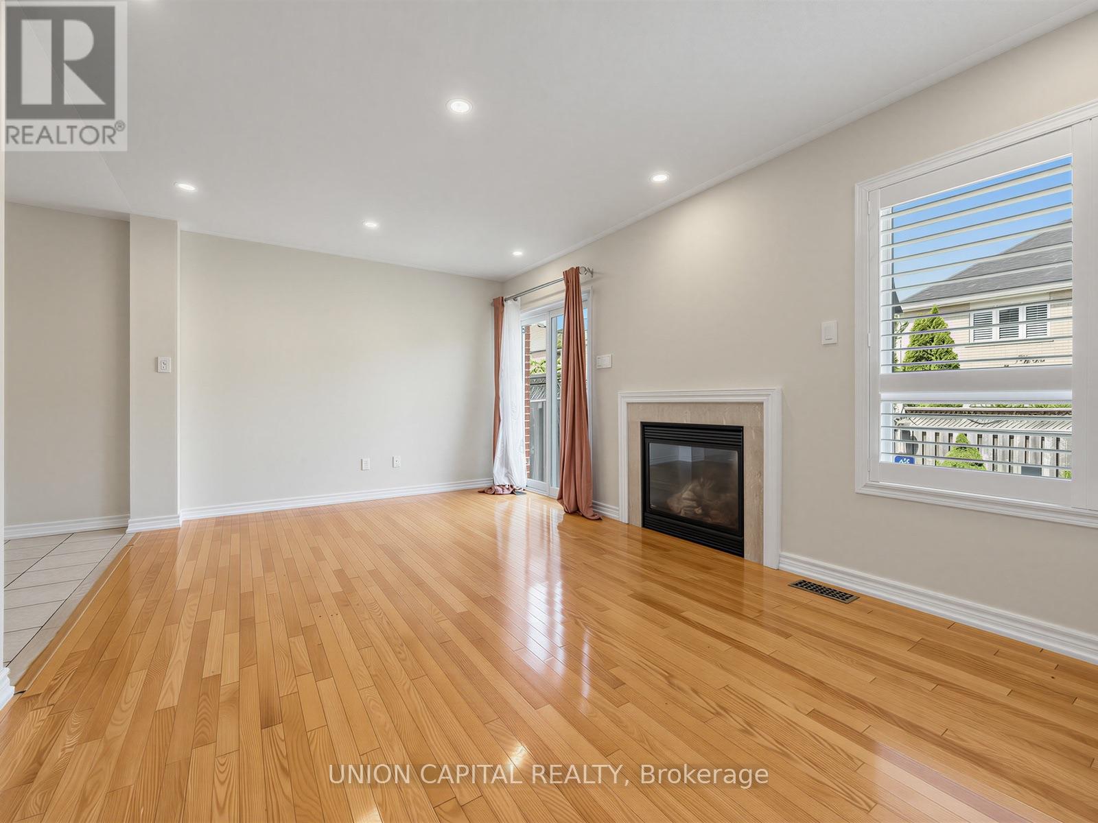 3186 Cabano Crescent, Mississauga, Ontario  L5M 0C4 - Photo 8 - W13653650