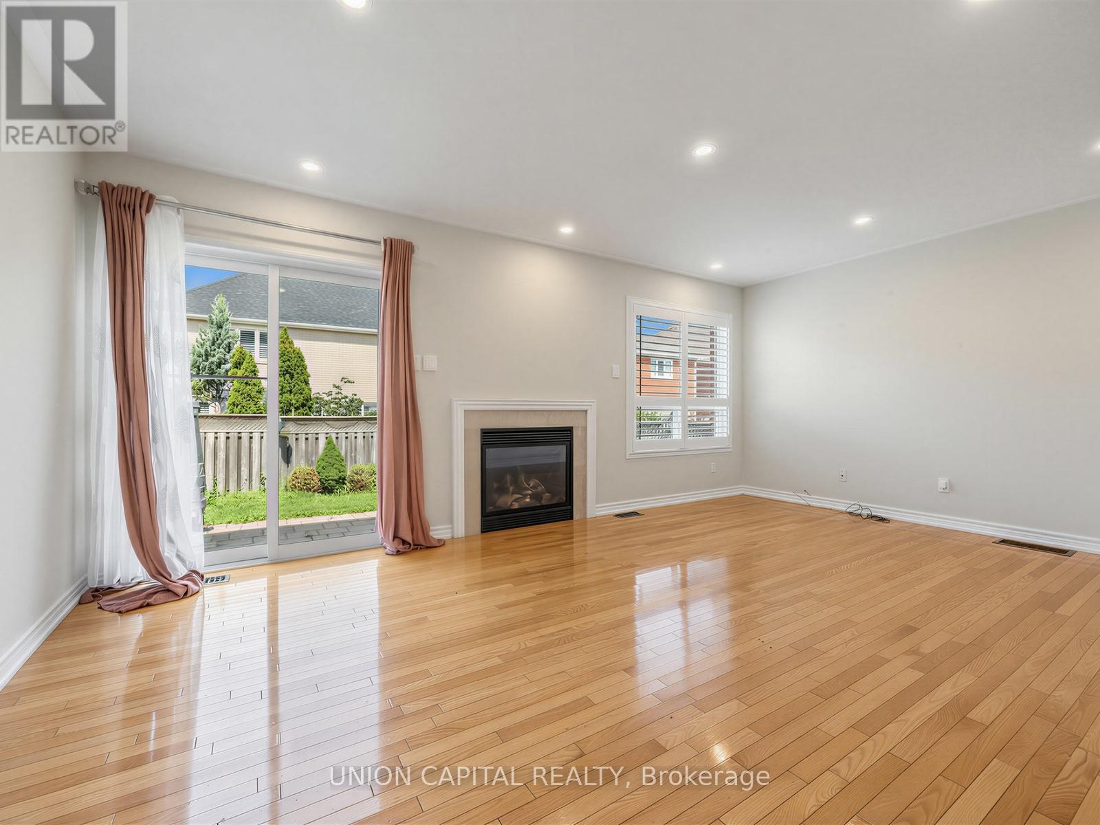3186 Cabano Crescent, Mississauga, Ontario  L5M 0C4 - Photo 9 - W13653650