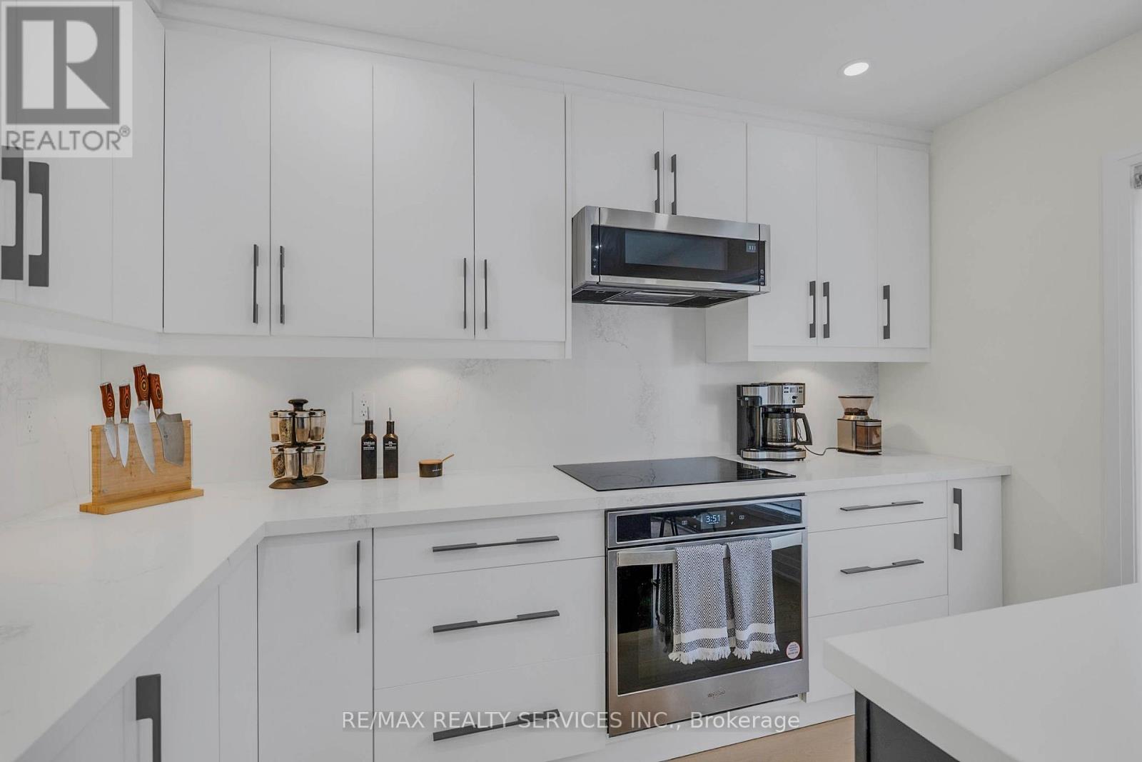 128 Seaside Circle, Brampton, Ontario  L6R 2G9 - Photo 11 - W13628456