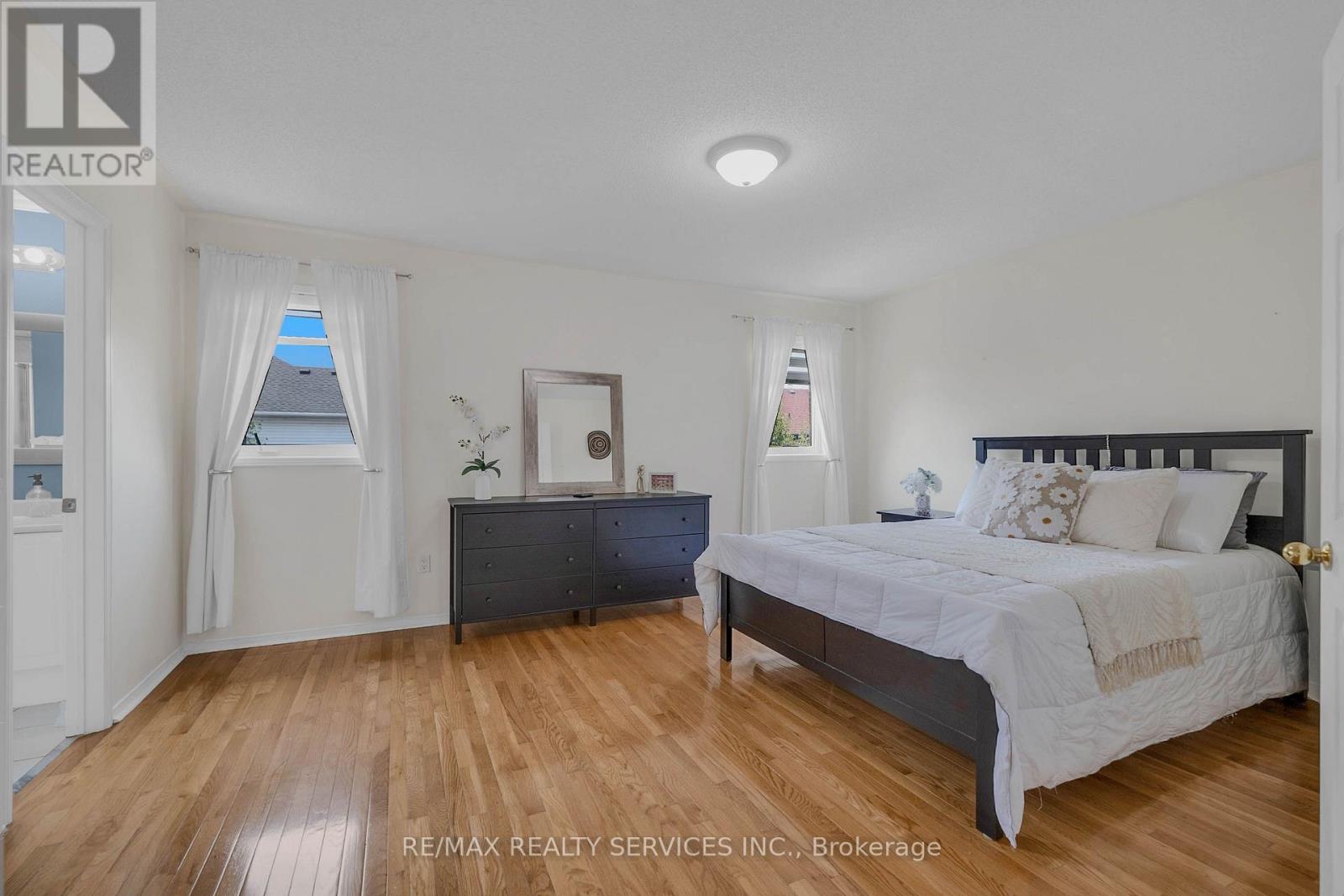 128 Seaside Circle, Brampton, Ontario  L6R 2G9 - Photo 16 - W13628456