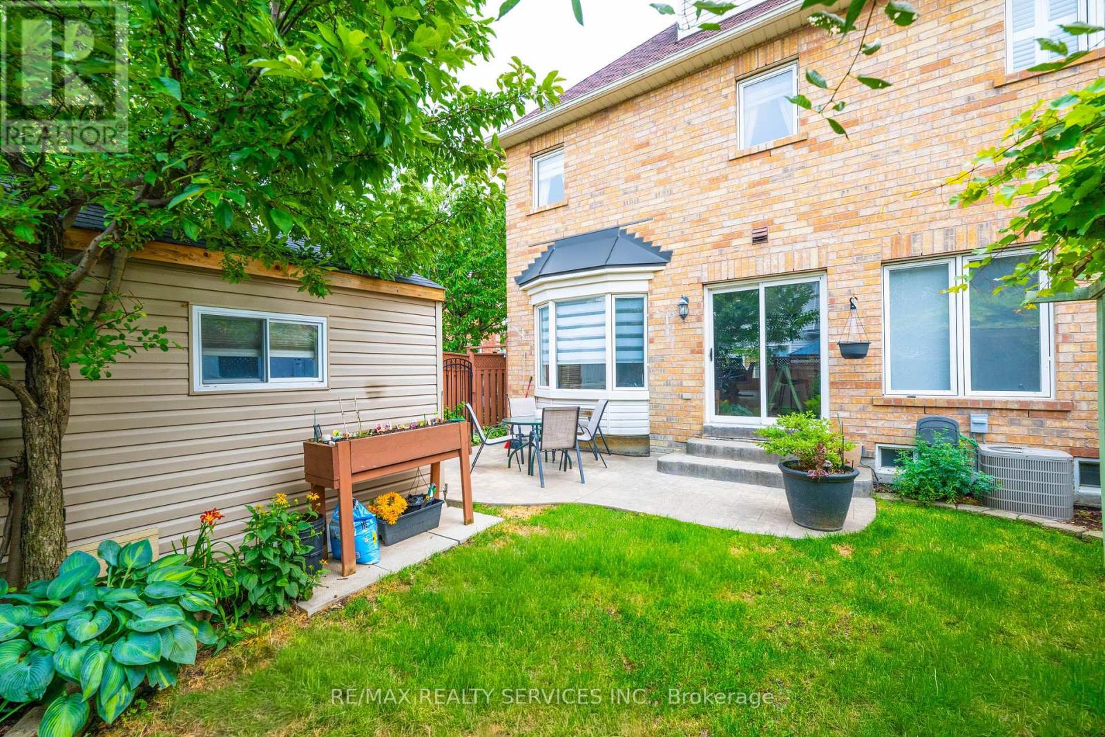 128 Seaside Circle, Brampton, Ontario  L6R 2G9 - Photo 45 - W13628456