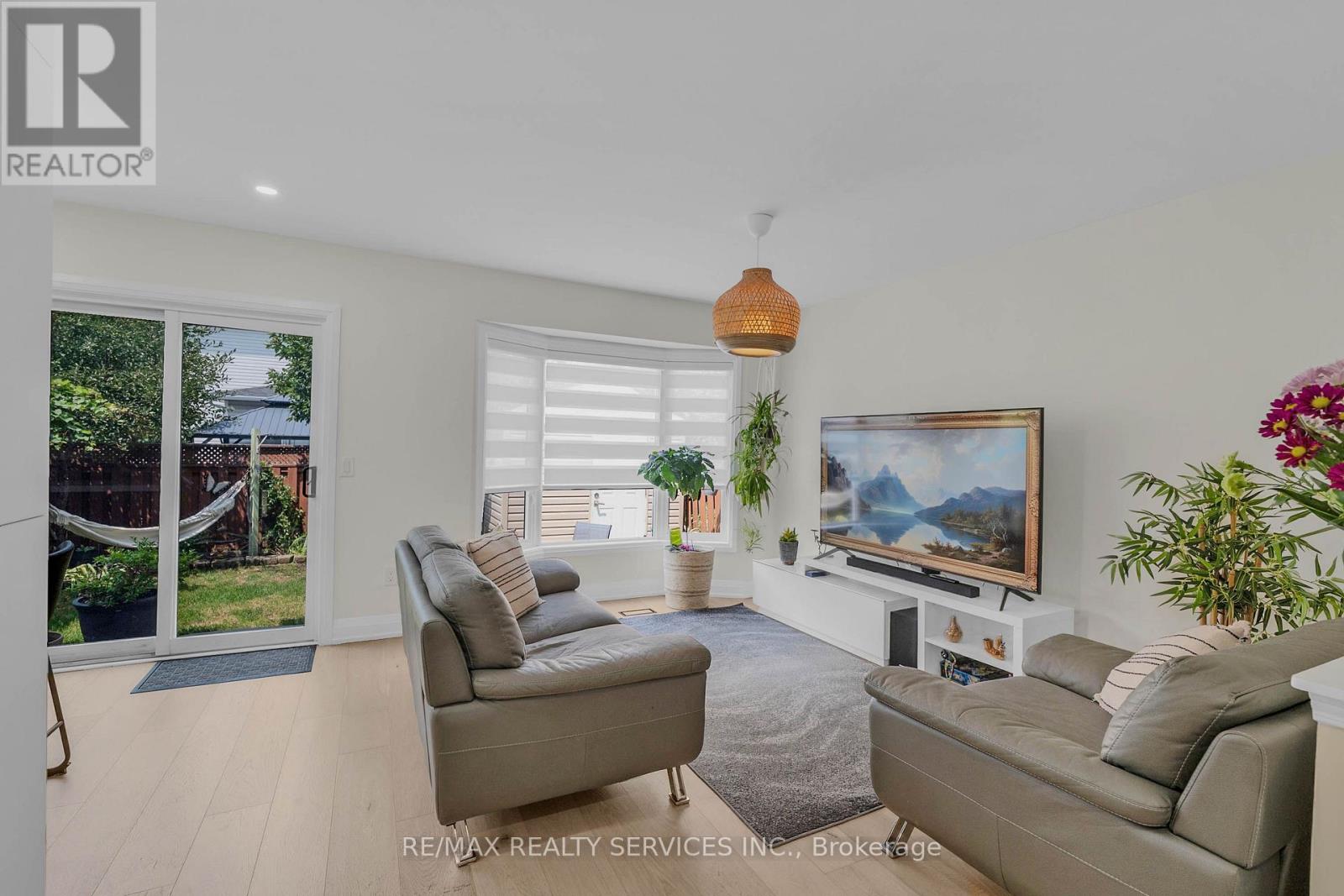128 Seaside Circle, Brampton, Ontario  L6R 2G9 - Photo 8 - W13628456