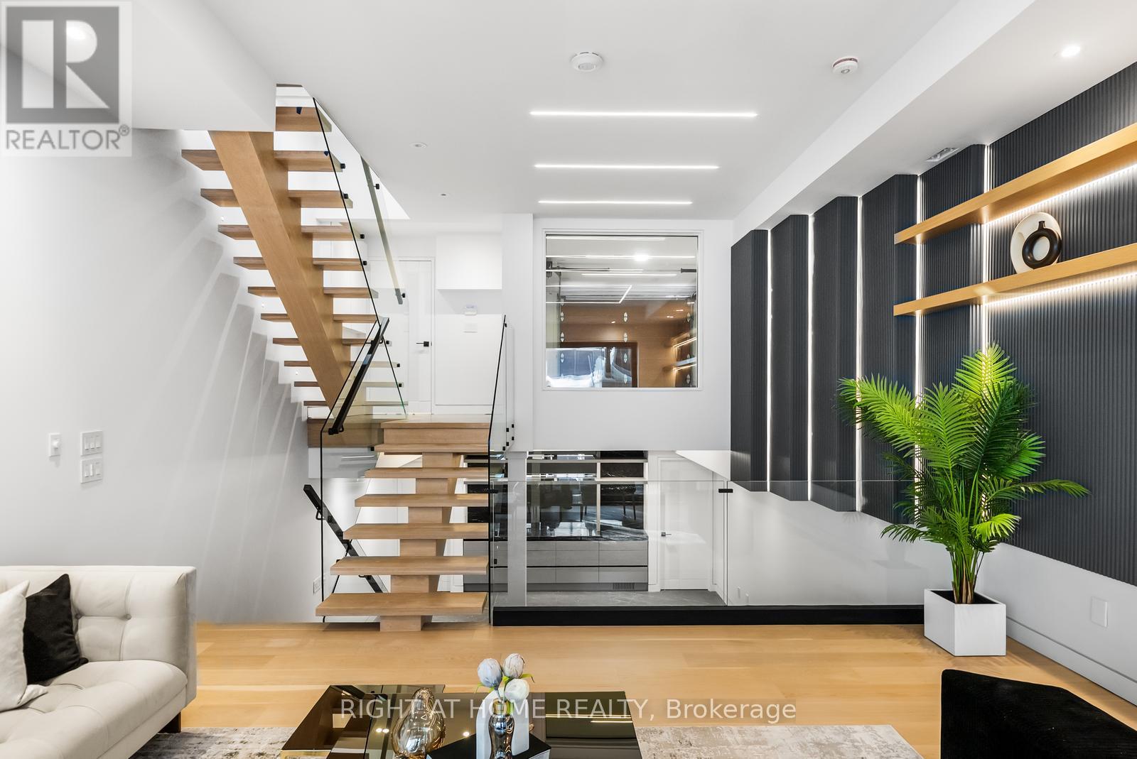 74b Rathnelly Avenue, Toronto, Ontario M4V 2M6 - Photo 40 - C13623654