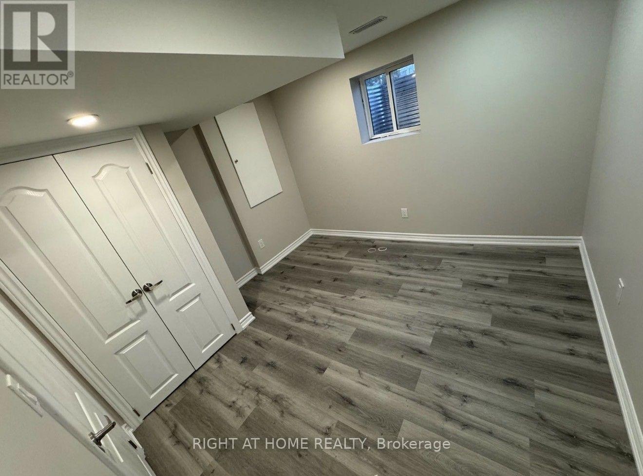 2956 Westoak Trails Boulevard, Oakville, Ontario L6M 4S6 - Photo 6 - W13653602