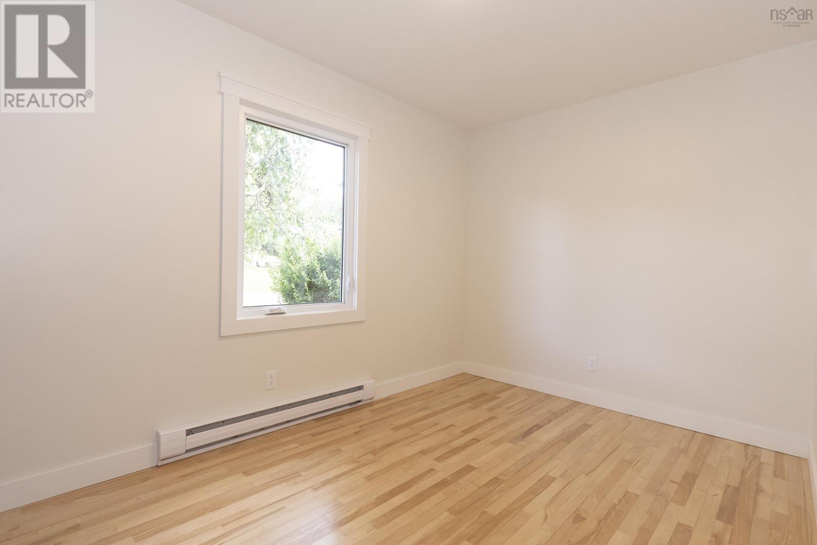 39 Rogers Avenue, Amherst, Nova Scotia  B4H 2J7 - Photo 30 - 202618633
