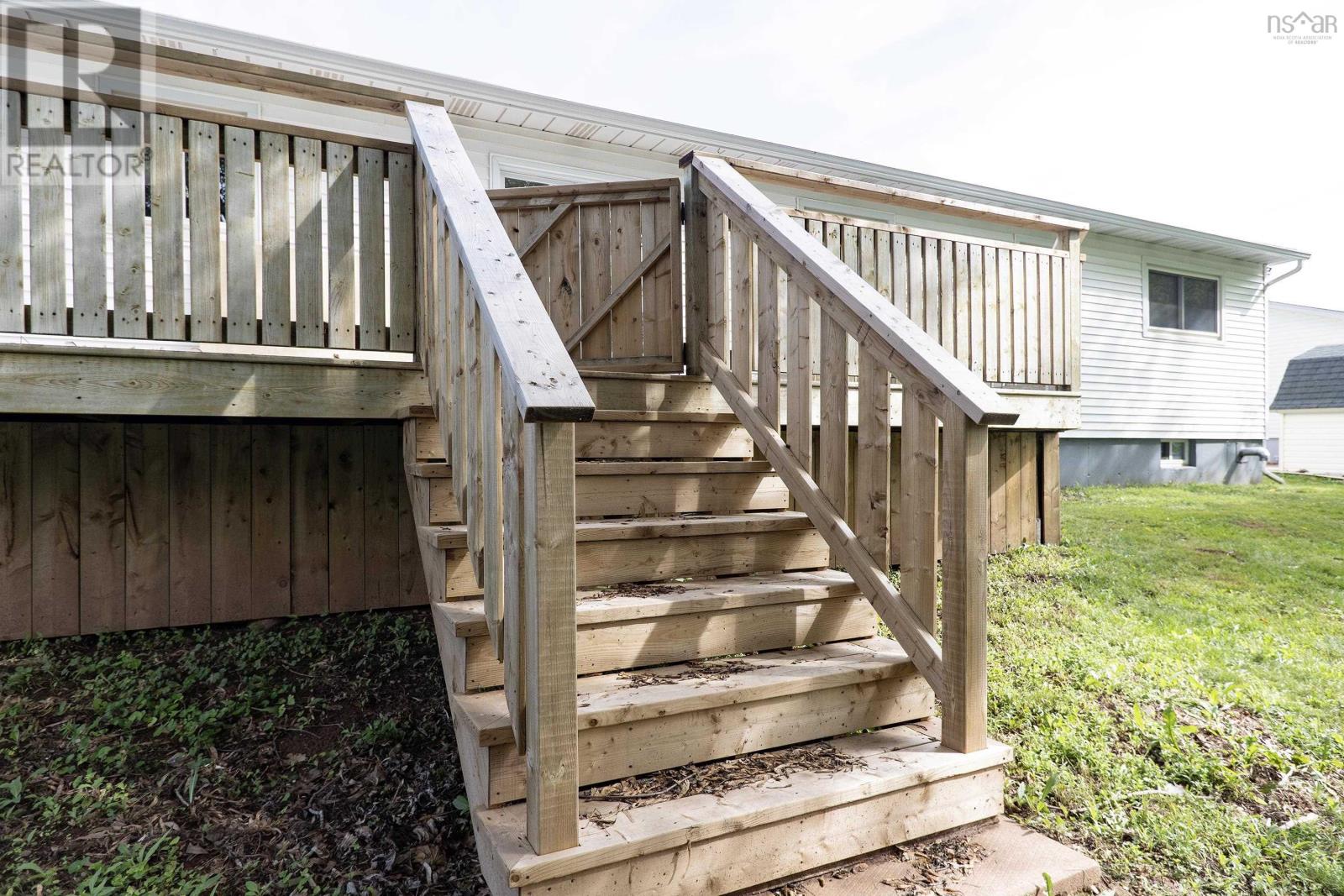 39 Rogers Avenue, Amherst, Nova Scotia  B4H 2J7 - Photo 19 - 202618633