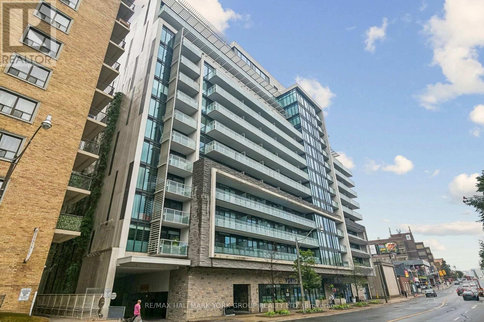 606 - 3018 YONGE STREET, Toronto, Ontario