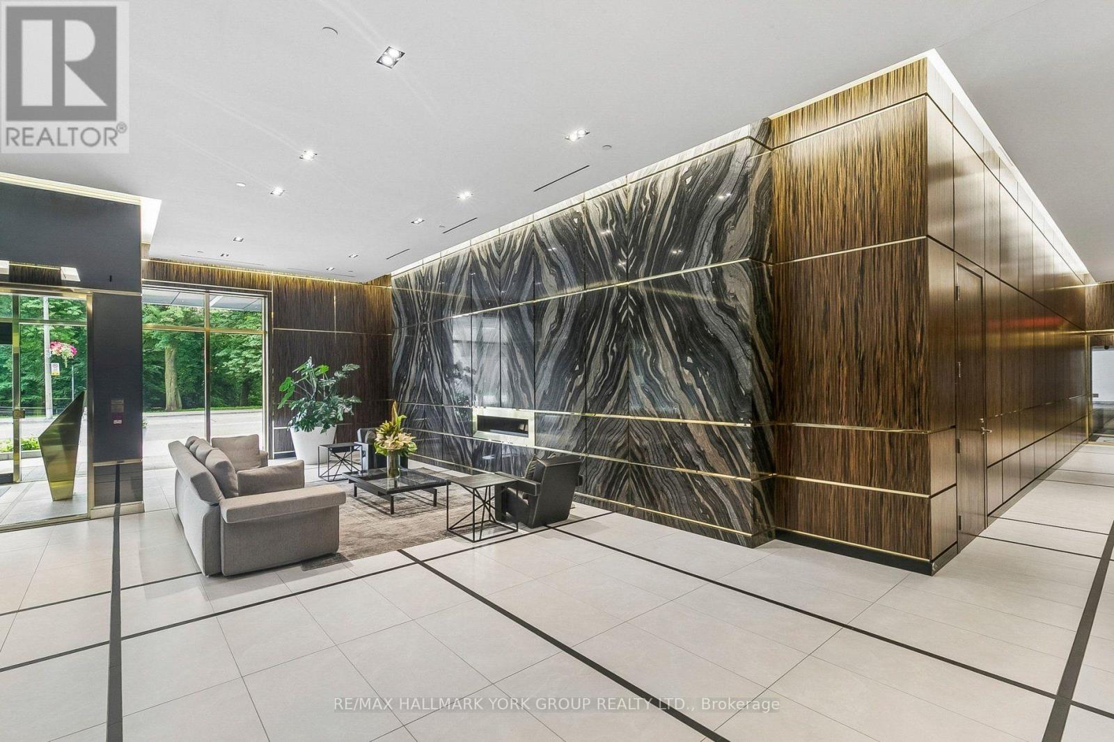 606 - 3018 Yonge Street, Toronto, Ontario  M4N 2K4 - Photo 3 - C13652634