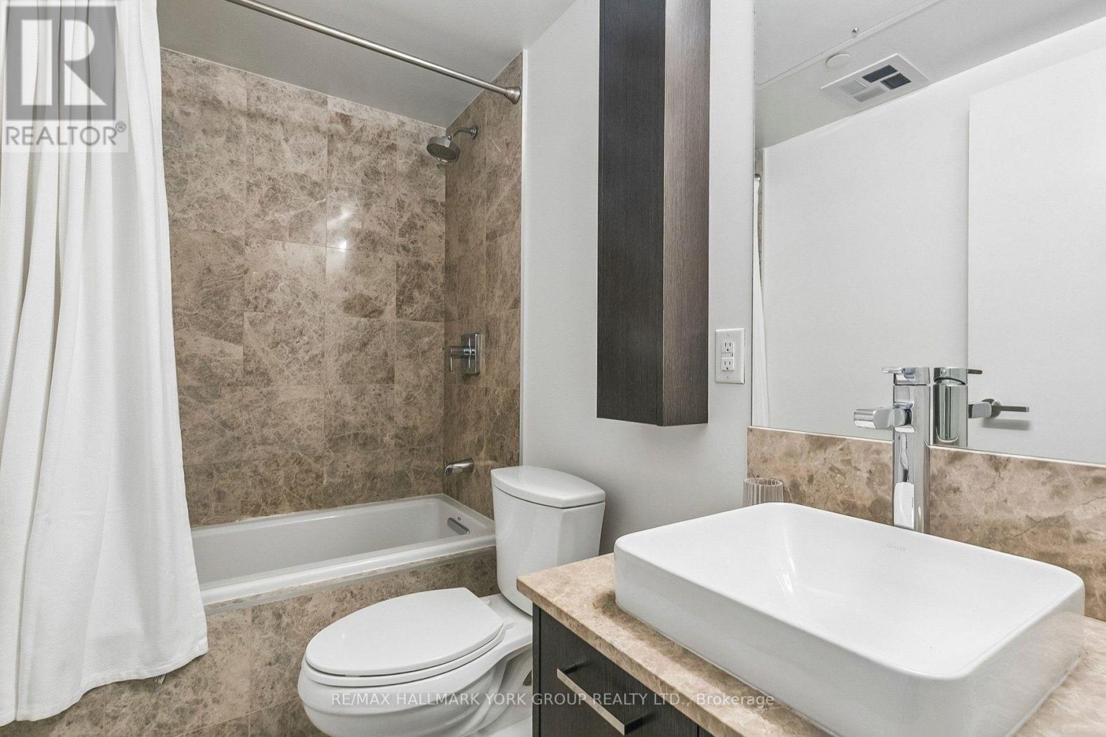 606 - 3018 Yonge Street, Toronto, Ontario  M4N 2K4 - Photo 44 - C13652634