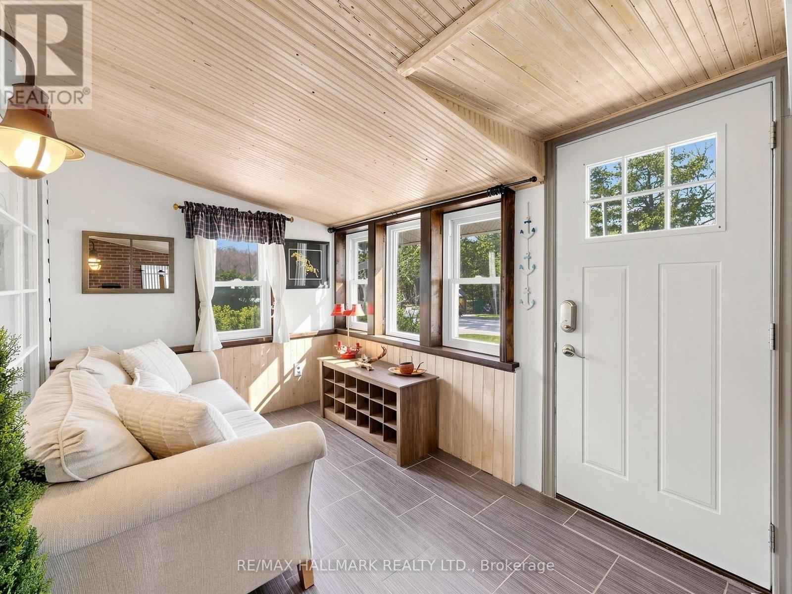 1199 Line 15 N, Oro-Medonte, Ontario  L3V 8J1 - Photo 7 - S13652518