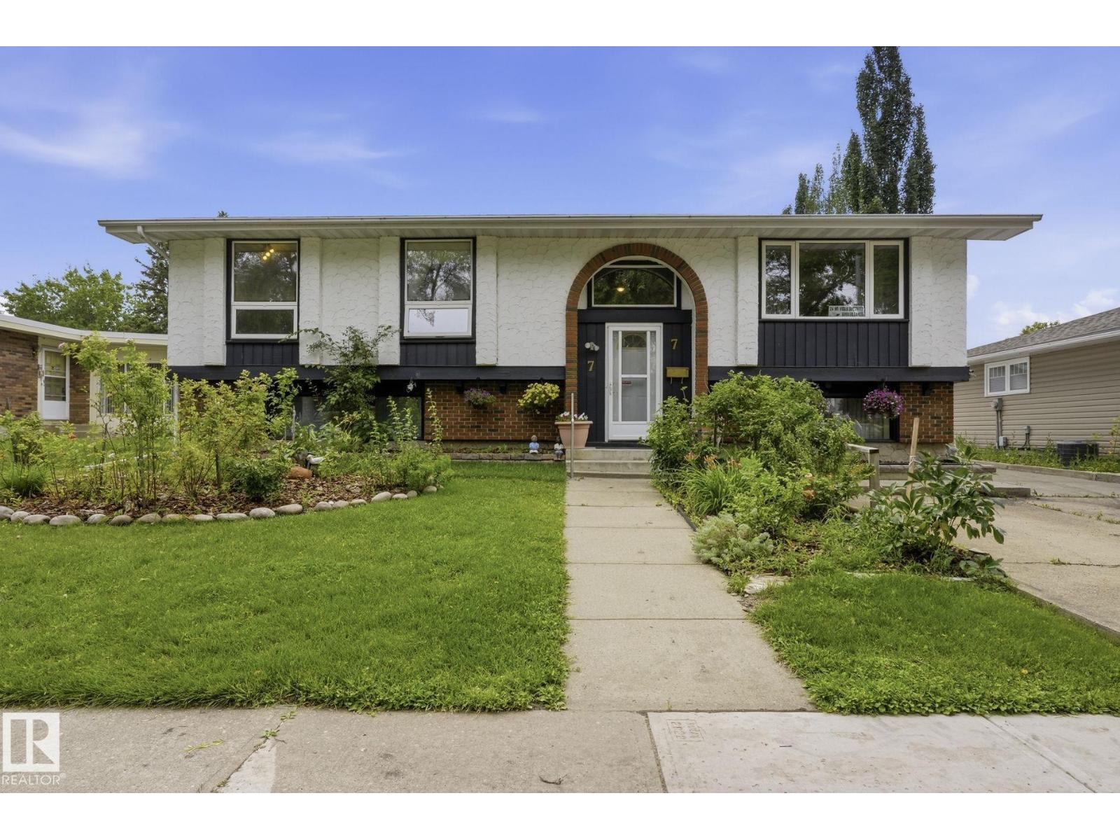 7 GRAHAM AV, st. albert, Alberta