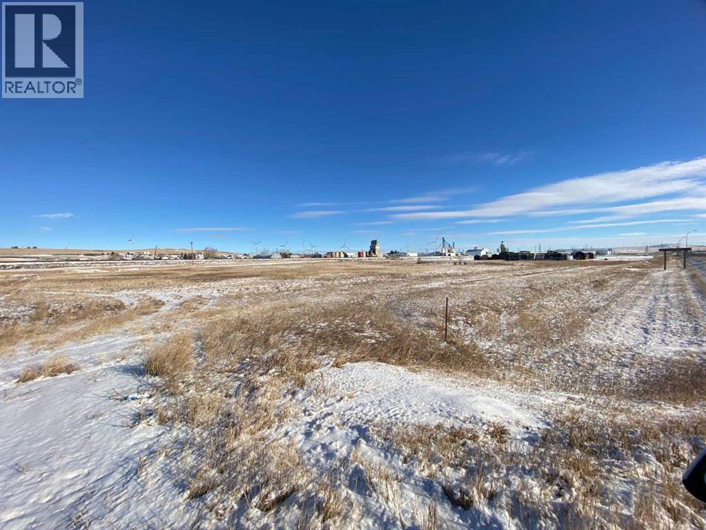 206 Railway Street, Pincher Station, Alberta  T0K 1W0 - Photo 6 - A2272949