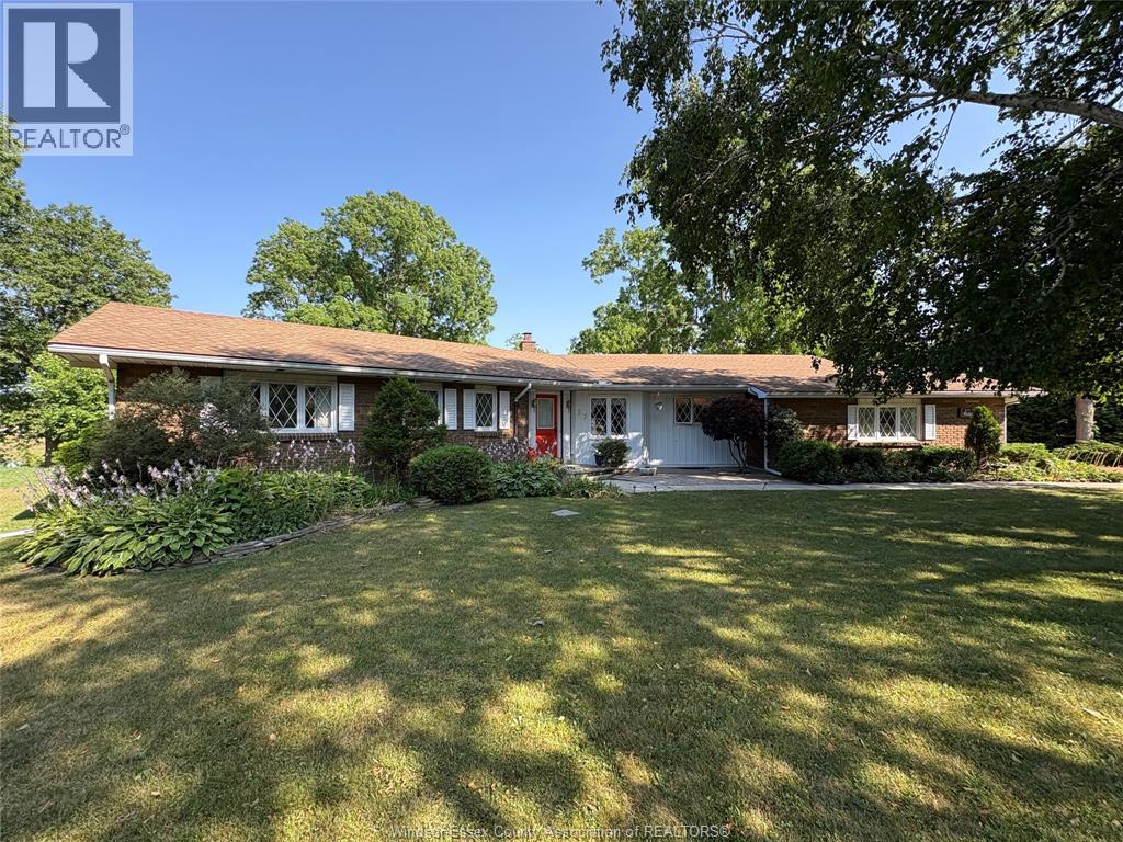 37 PARK LANE, Lambton Shores, Ontario