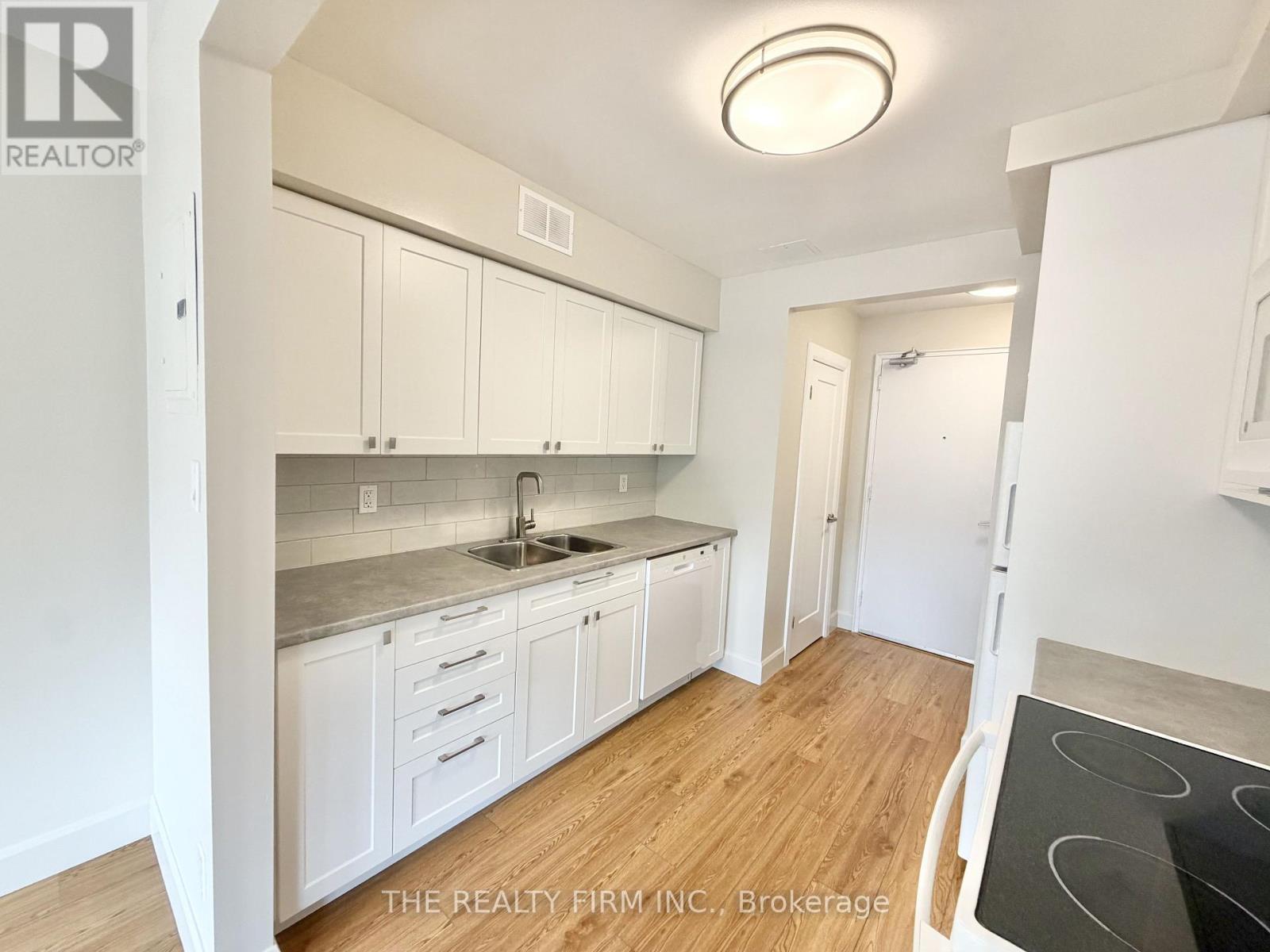 209 - 10 Beechwood Place, London South, Ontario  N6C 1H7 - Photo 6 - X13653828