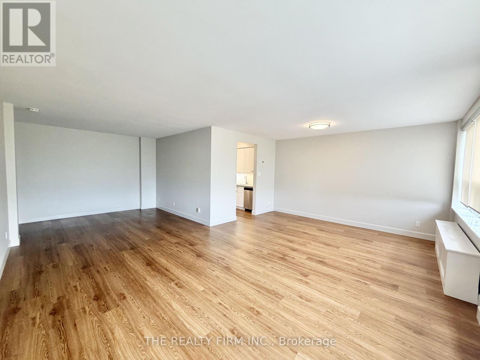 801 - 10 Beechwood Place, London South, Ontario  N6C 1H7 - Photo 2 - X13653832