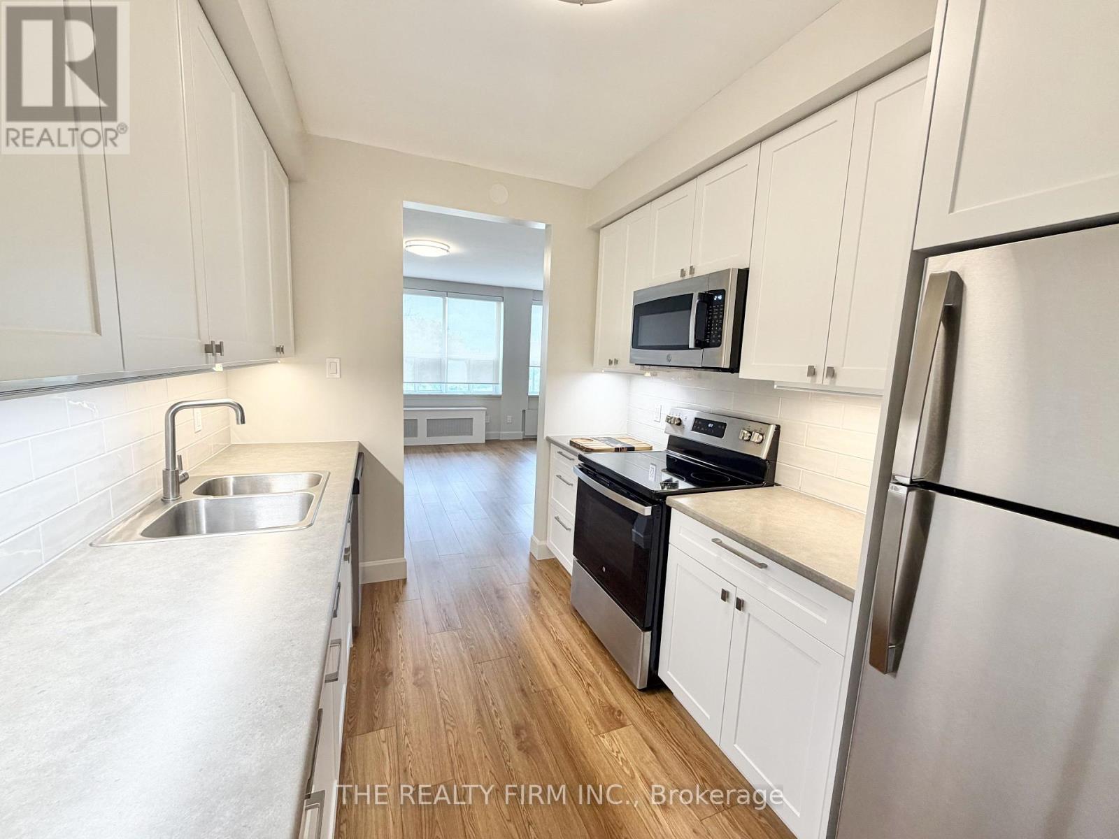 801 - 10 Beechwood Place, London South, Ontario  N6C 1H7 - Photo 8 - X13653832