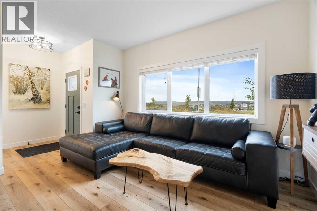 49 River Heights Drive, Cochrane, Alberta  T4C 0Y1 - Photo 3 - A2334917