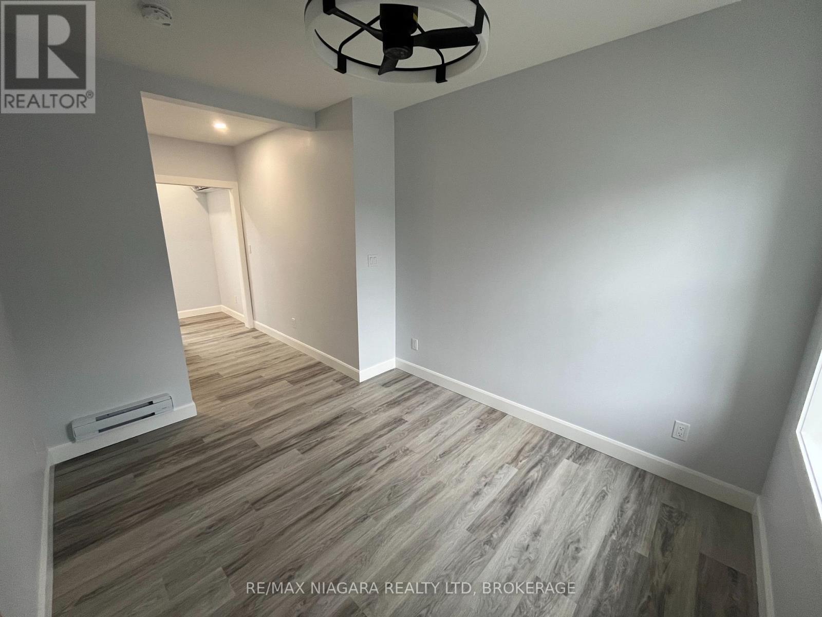Upper Front - 243 Dufferin Street, Fort Erie, Ontario L2A 2T7 - Photo 13 - X13653728