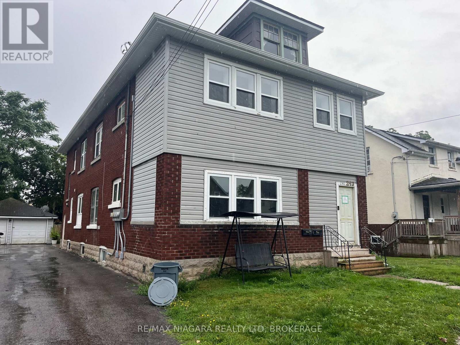 Upper Front - 243 Dufferin Street, Fort Erie, Ontario L2A 2T7 - Photo 23 - X13653728