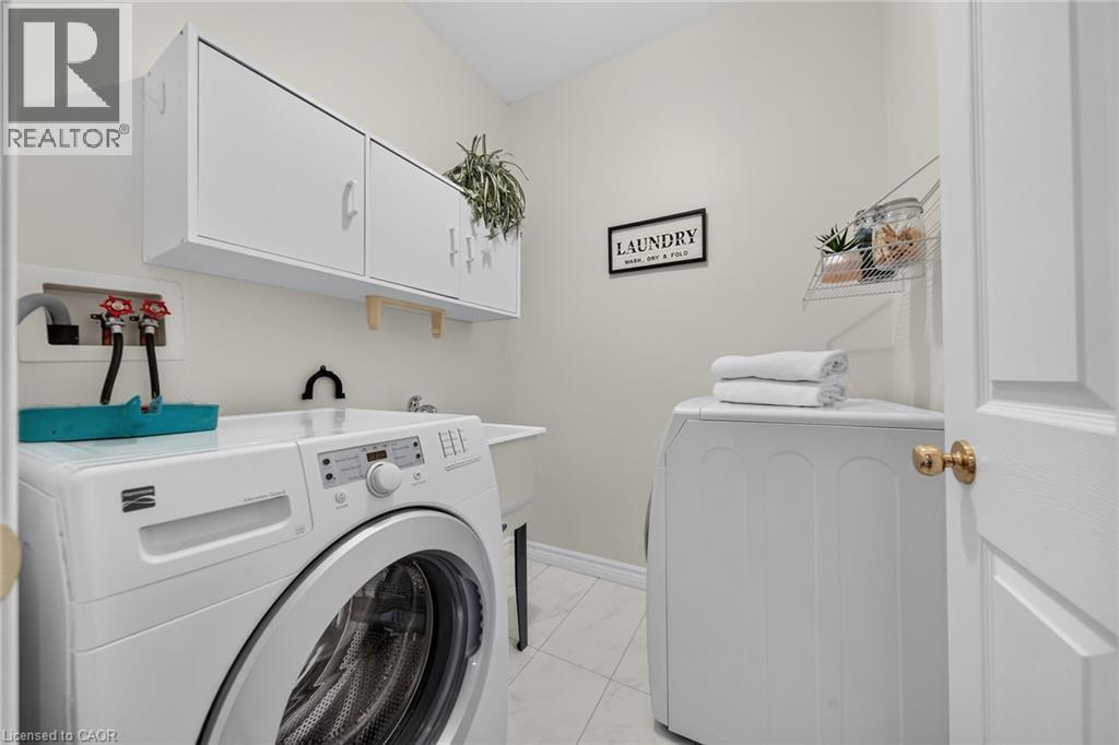 21 Twentyplace Boulevard, Hamilton, Ontario  L0R 1W0 - Photo 23 - 40854351