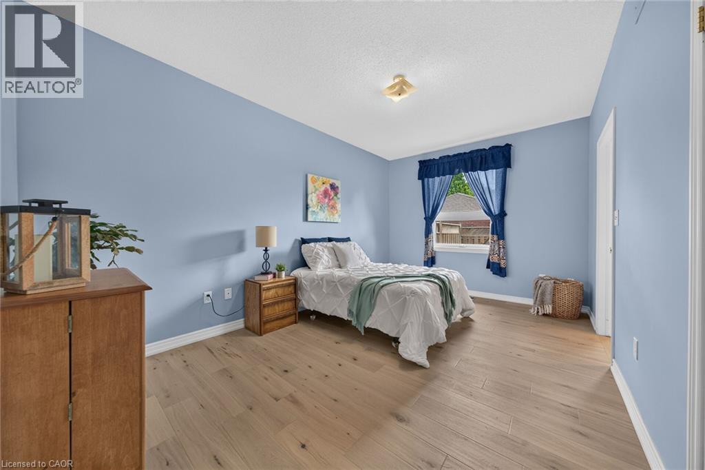 21 Twentyplace Boulevard, Hamilton, Ontario  L0R 1W0 - Photo 24 - 40854351