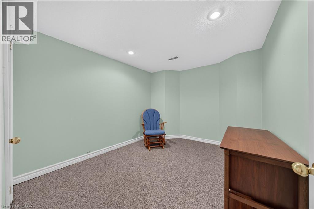 21 Twentyplace Boulevard, Hamilton, Ontario  L0R 1W0 - Photo 33 - 40854351