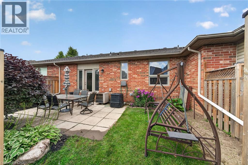 21 Twentyplace Boulevard, Hamilton, Ontario  L0R 1W0 - Photo 40 - 40854351