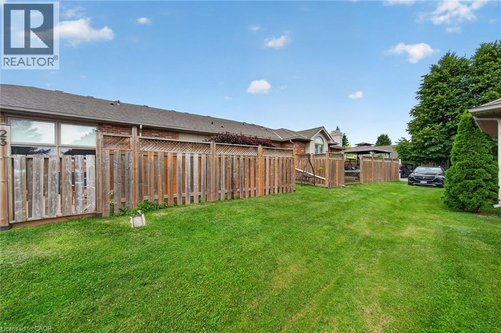 21 Twentyplace Boulevard, Hamilton, Ontario  L0R 1W0 - Photo 48 - 40854351
