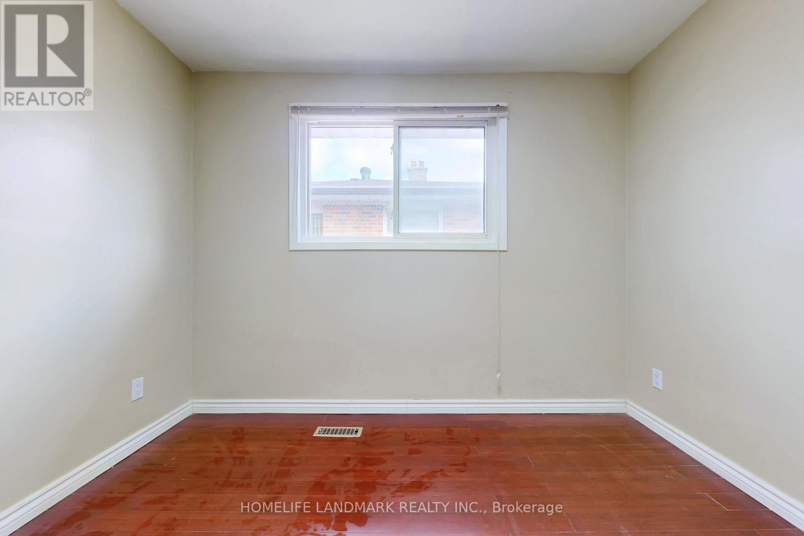 225 Pineway Boulevard, Toronto, Ontario  M2H 1B5 - Photo 15 - C13653768