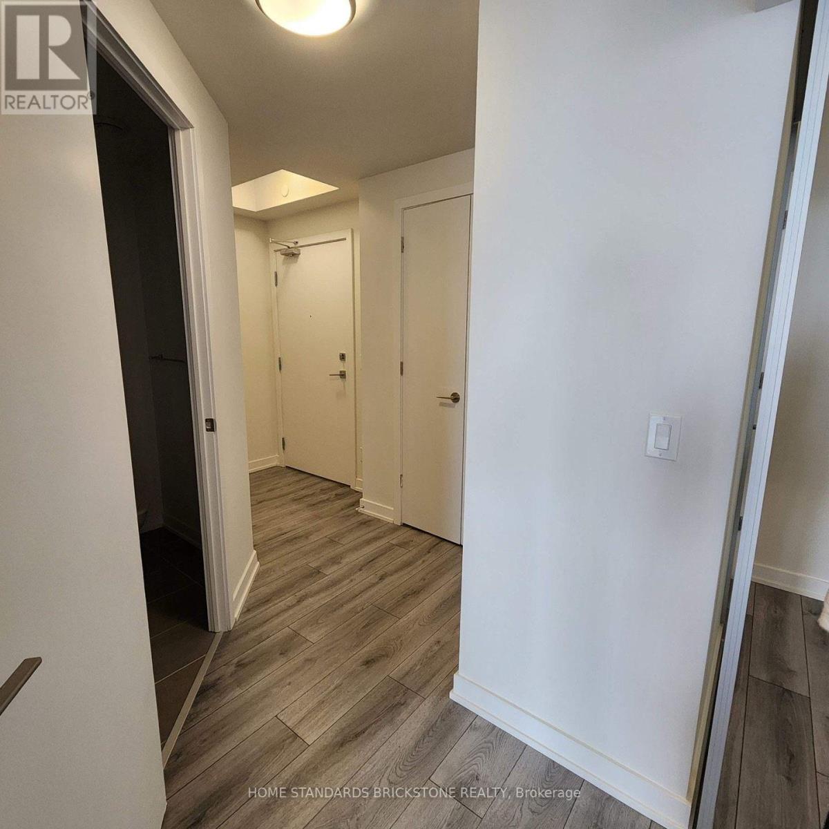 2001 - 15 Ellerslie Avenue, Toronto, Ontario  M2N 0L7 - Photo 9 - C13653776