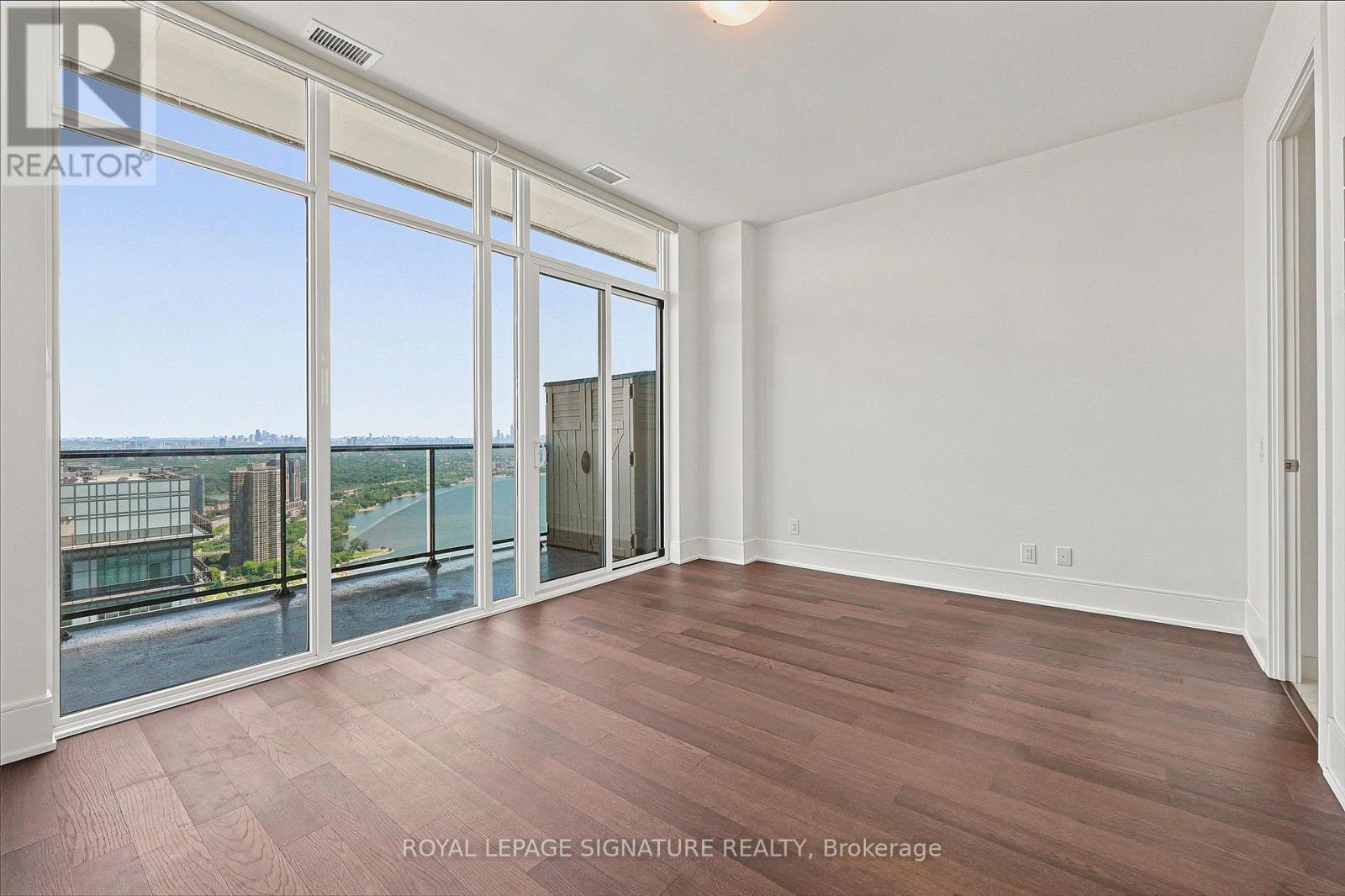Lph 1 - 70 Annie Craig Drive, Toronto, Ontario  M8V 0G2 - Photo 8 - W13653738