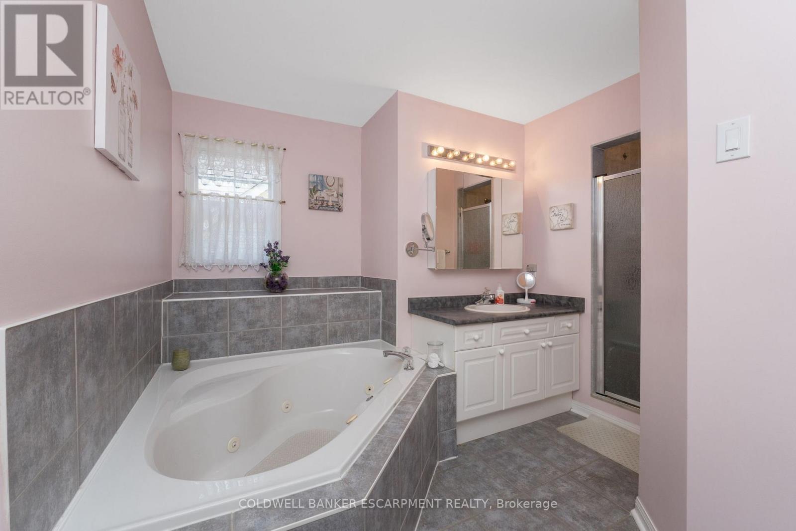 593 Caverhill Crescent, Milton, Ontario  L9T 5K1 - Photo 32 - W13653742
